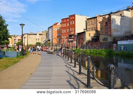 Bydgoszcz, Poland - August 15, 2019: Mlynska Island, Promenade Along The Brda River In The Historic 