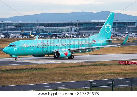 Frankfurt / Germany - August 18, 2013: Sunexpress Special Livery Boeing 737-800 Tc-suz Passenger Pla