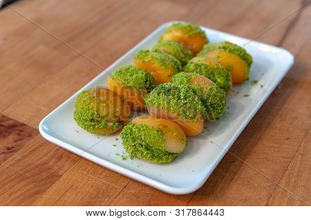 Turkish Stuffed Turkish Apricots