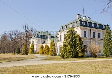Sieniawa palác, Pomořské vojvodství, Polsko