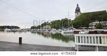 Naantali opfordrer turister