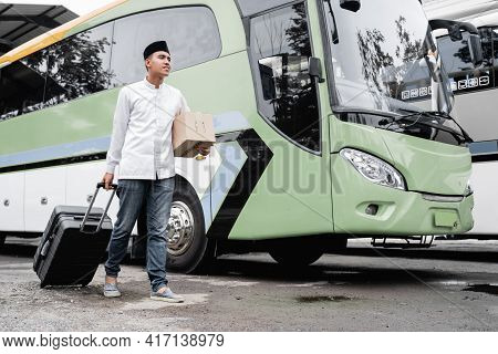 Male Muslim Travel By Bus During Pandemic