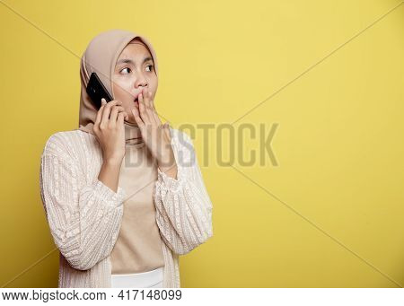 Woman Hijab With A Calling Phone Shocked Expression