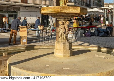 Sineu, Spain; April 14 2021: Weekly Street Market In The Majorcan Town Of Sineu In Times Of The De-e