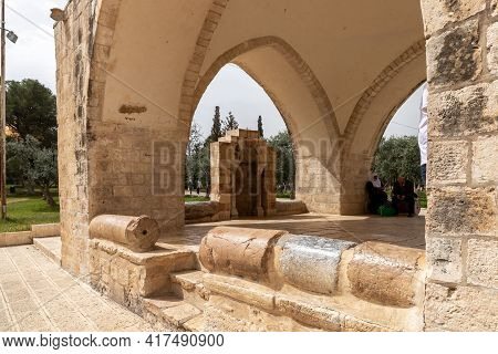 Jerusalem, Israel, March 3, 2021 : The Interior Of The Sebil Es-sultam Suleiman On The Temple Mount 