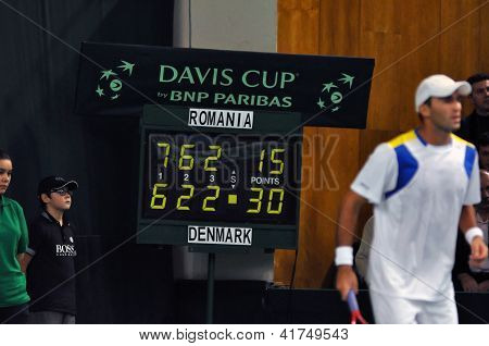 Copa Davis, o tenista romeno Horia Tecau jogando tênis