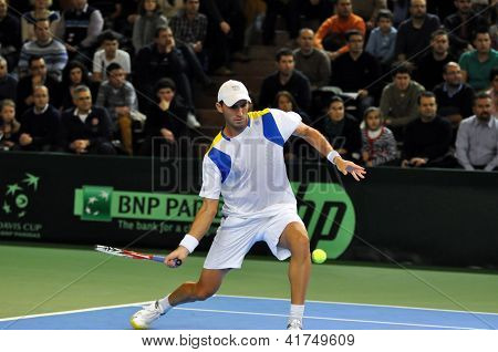 Copa Davis, o tenista romeno Horia Tecau jogando tênis