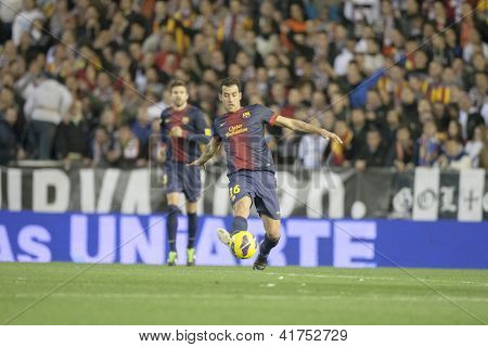 VALENCIA - 3. Februar: Sergio Busquets während der spanischen Liga-Spiel zwischen Valencia CF und FC-Barcel