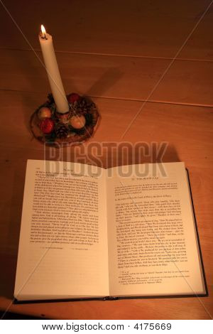 Alcorão à luz de velas