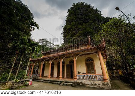 Bich Dong Pagoda Tam Coc