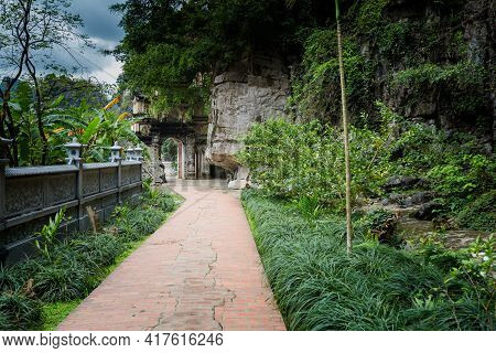 Bich Dong Pagoda Tam Coc