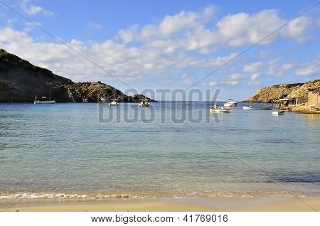 En strand på ön Ibiza