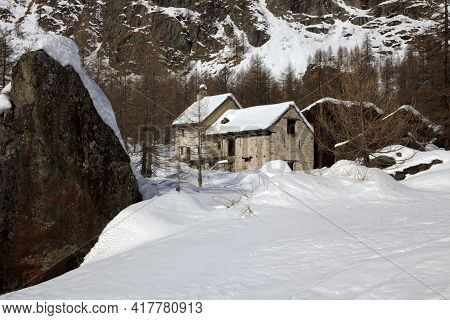 Devero Park ( Verbano-cusio-ossola ), Italy - January 15, 2017: Alpe Devero Park Landscape, Ossola V