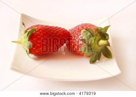 isoliert Erdbeere