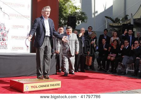 LOS ANGELES, CA - FEB 4: Robert De Niro na ceremoniálu, kde Robert De Niro je poctěn s rukou a 