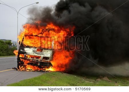 Inferno di veicolo a motore