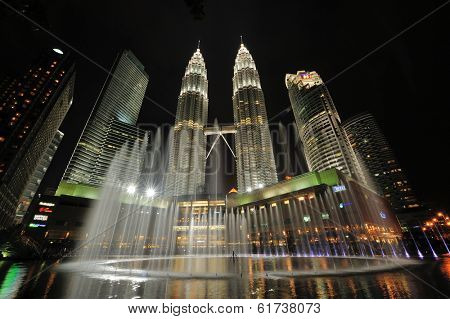 KUALA LUMPUR, MALAYSIA - AUGUST 31: Petronas Twin Towers at night on August 31, 2012 in Kuala Lumpur. Petronas Twin Towers  were the tallest buildings (452 m) in the world from 1998 to 2004.