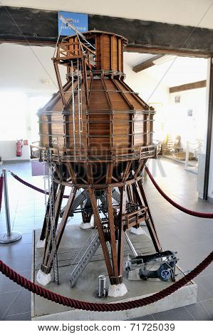 Model Of A Salt Silo