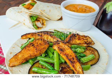 Chicken Tortilla With Beans And Red Curry