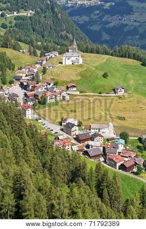 Dolomiti - Laste Village