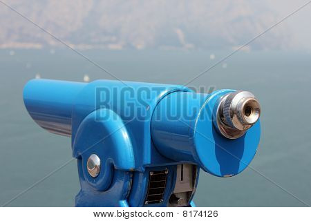 Detalje af en mønt-opererede telescop.