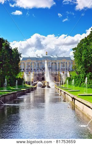 Grand Cascade In Pertergof, Saint-petersburg, Russia