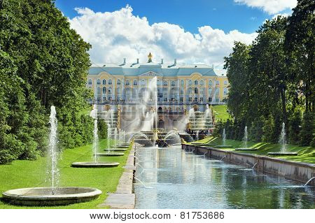 Grand Cascade In Pertergof, Saint-petersburg, Russia.