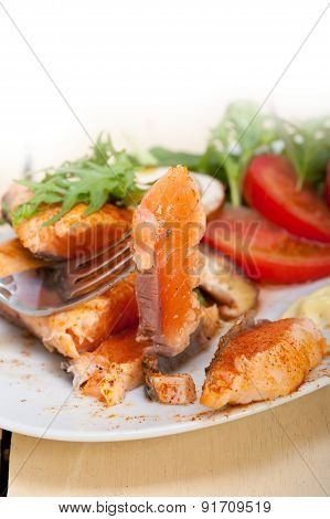 Grilled Samon Filet With Vegetables Salad