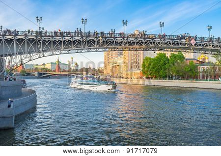 The Tourist Yacht