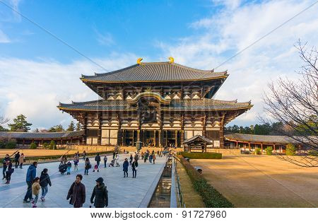 Todaiji's main hall,the Daibutsuden, Nara