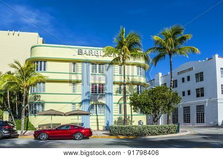 View At Ocean Drive To Hotel The Barbizon