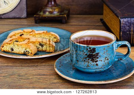 Kantuchchi with Almonds and Raisins, Biscotti Studio Photo