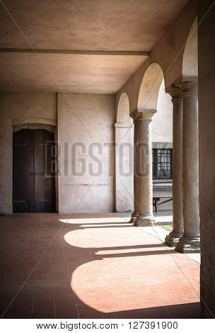 Archways in the portico of an historic religiousarchitecture