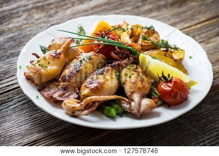 Grilled Squids With Asparagus And Potato