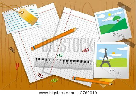 Kırtasiye ve kağıt masada birlikte fotoğraf