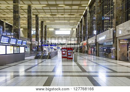 People  At The Westbahnhof Station In Vienna