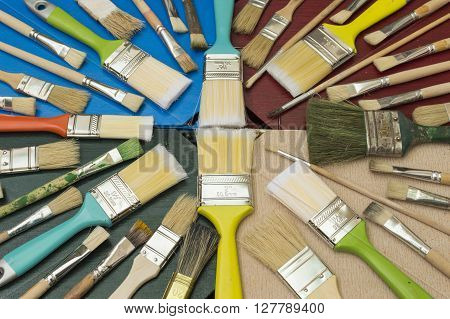 several brushes painting and decorating in a circle