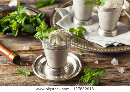 Cold Refreshing Classic Mint Julep