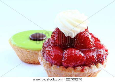 라즈베리와 피스타치오 Tartlets