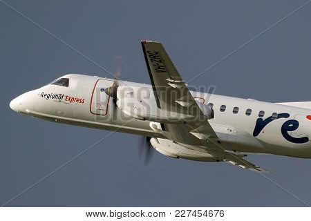 Melbourne, Australia - November 10, 2011: Regional Express (rex) Airlines Saab 340b Vh-zrc Taking Of