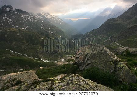 Sole delle Alpi svizzere