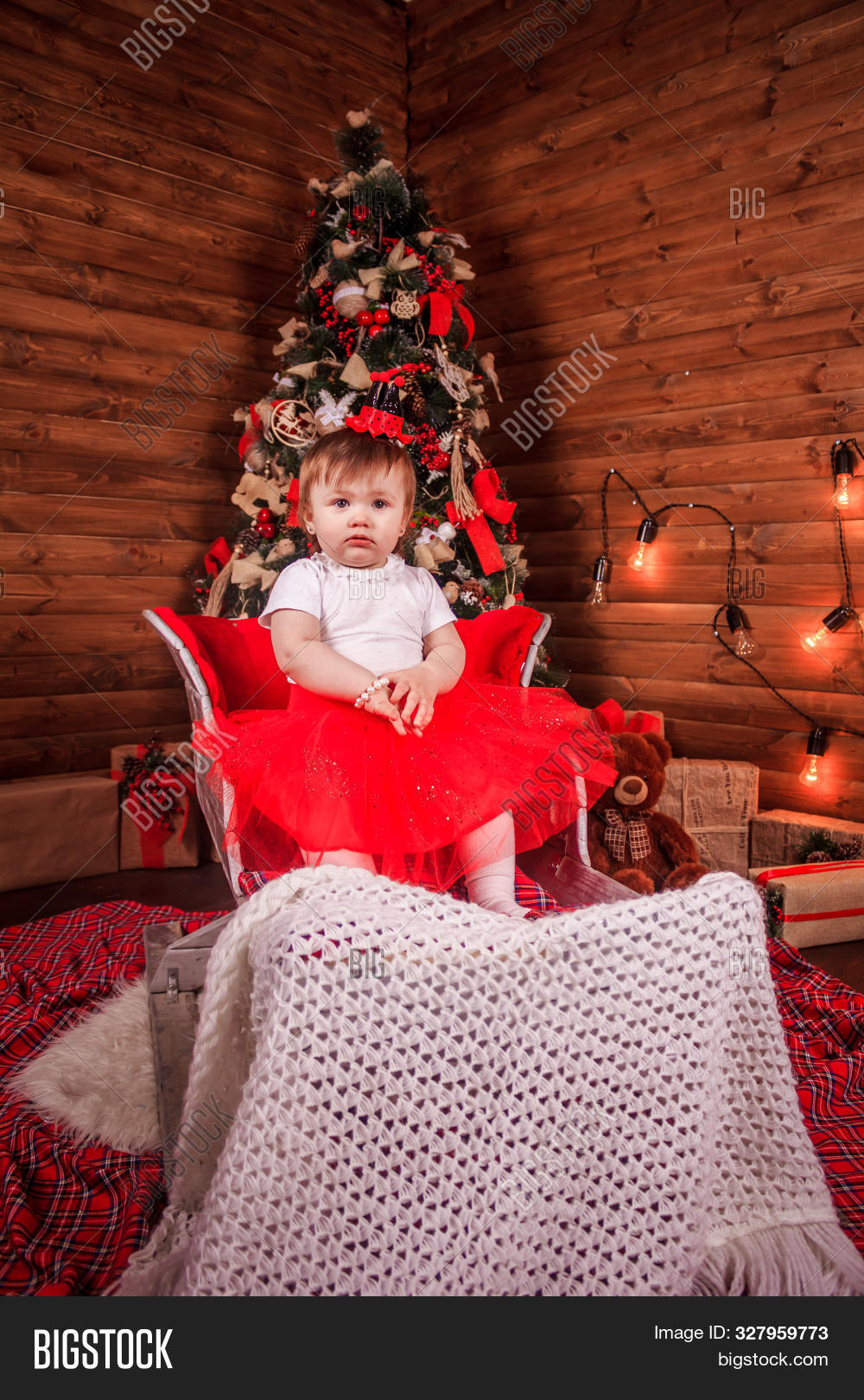 Little Girl Christmas Image & Photo (Free Trial) Bigstock
