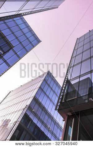 Dubai, United Arab Emirates - Aug.17, 2018: The Glass Architecture Of The Popular District Of Dubai 