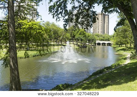 Fountain Of Lemmon Avenue Park In Dallas