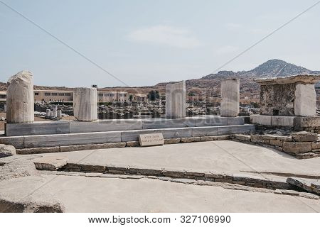 Agora Des Italiens (