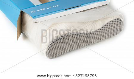 The Pillow Memory Foam For Healthy Sleep
