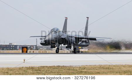 Fighter Aircraft Takes Off From Konya Airport