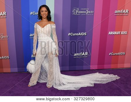 LOS ANGELES - OCT 10:  Serayah McNeil arrives for the amFAR Gala Los Angeles 2019 on October 10, 2019 in Hollywood, CA                
