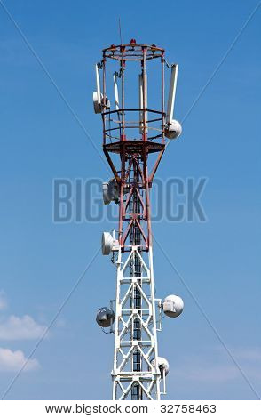 푸른 하늘 배경, 통신 타워