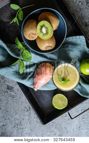 Sweet Kiwi Smoothie With Prickly Pear And Lime Juice